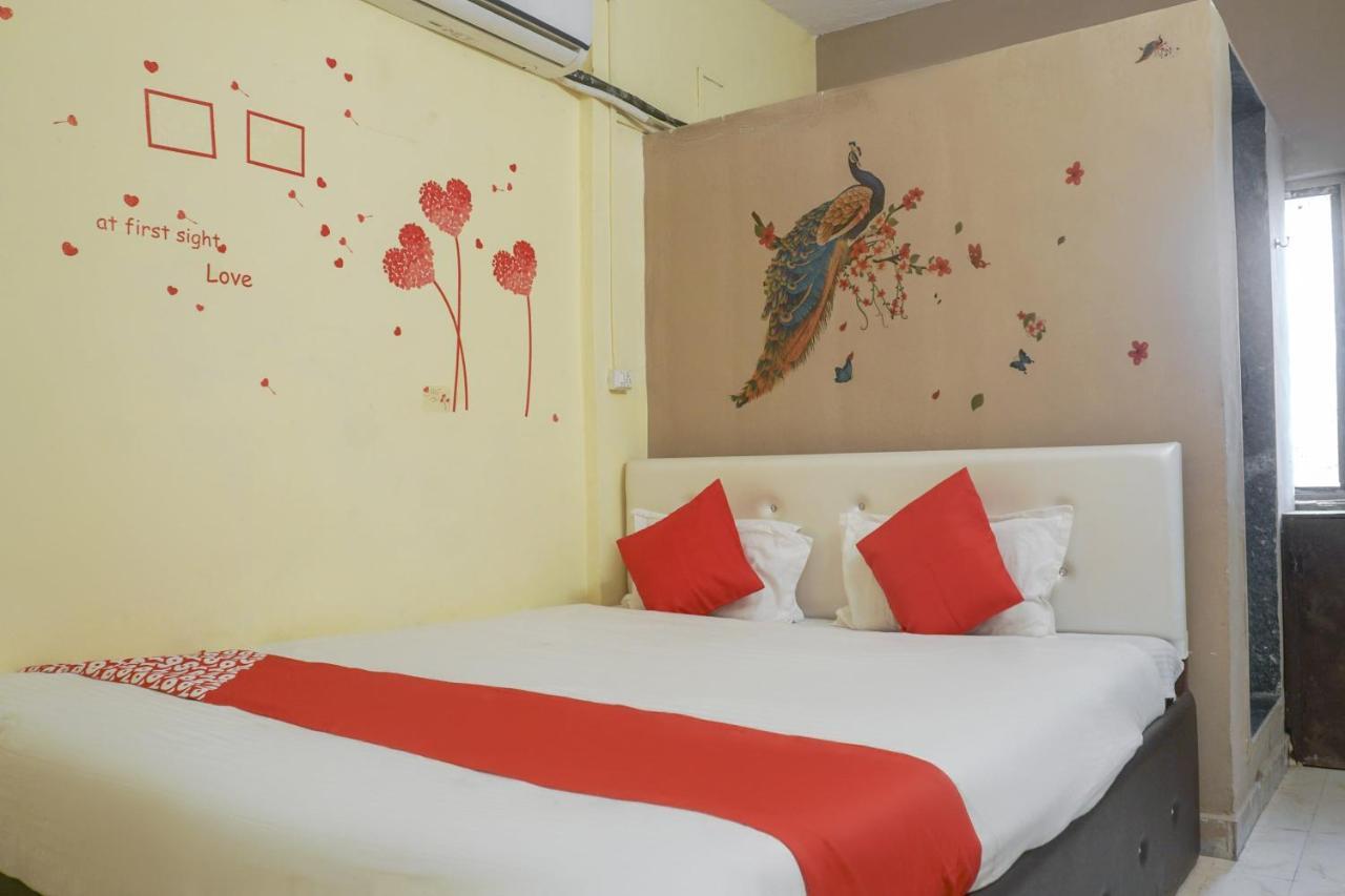 Hotel O R K Hotel Pimpri-Chinchwad Exteriör bild
