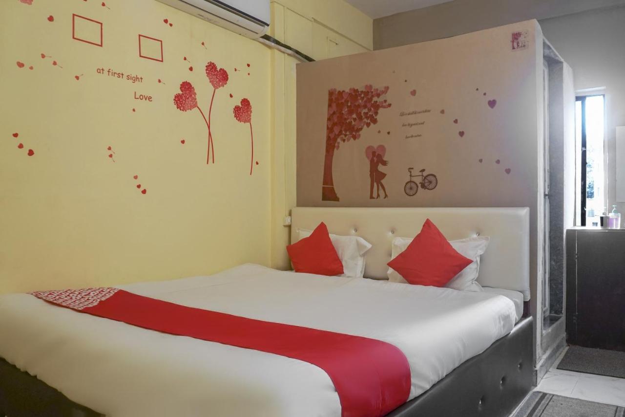 Hotel O R K Hotel Pimpri-Chinchwad Exteriör bild