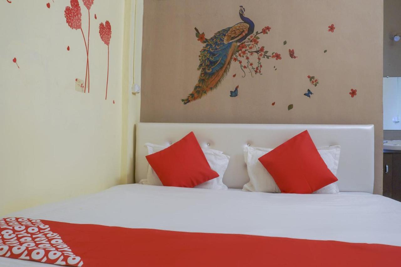 Hotel O R K Hotel Pimpri-Chinchwad Exteriör bild